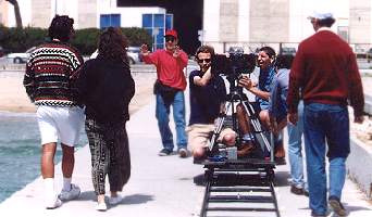Shooting in Cannes with dolly - 15617 bytes